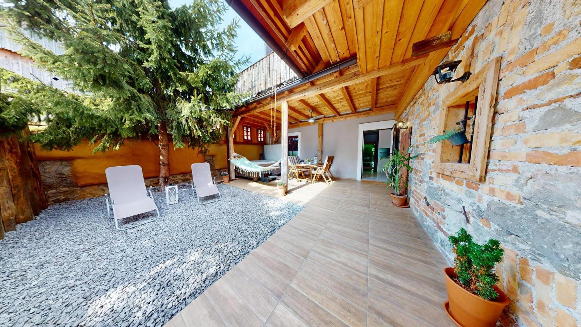 Ivancna Gorica Resort Hisa Ida - Apartments With Hot Tub And Sauna מראה חיצוני תמונה