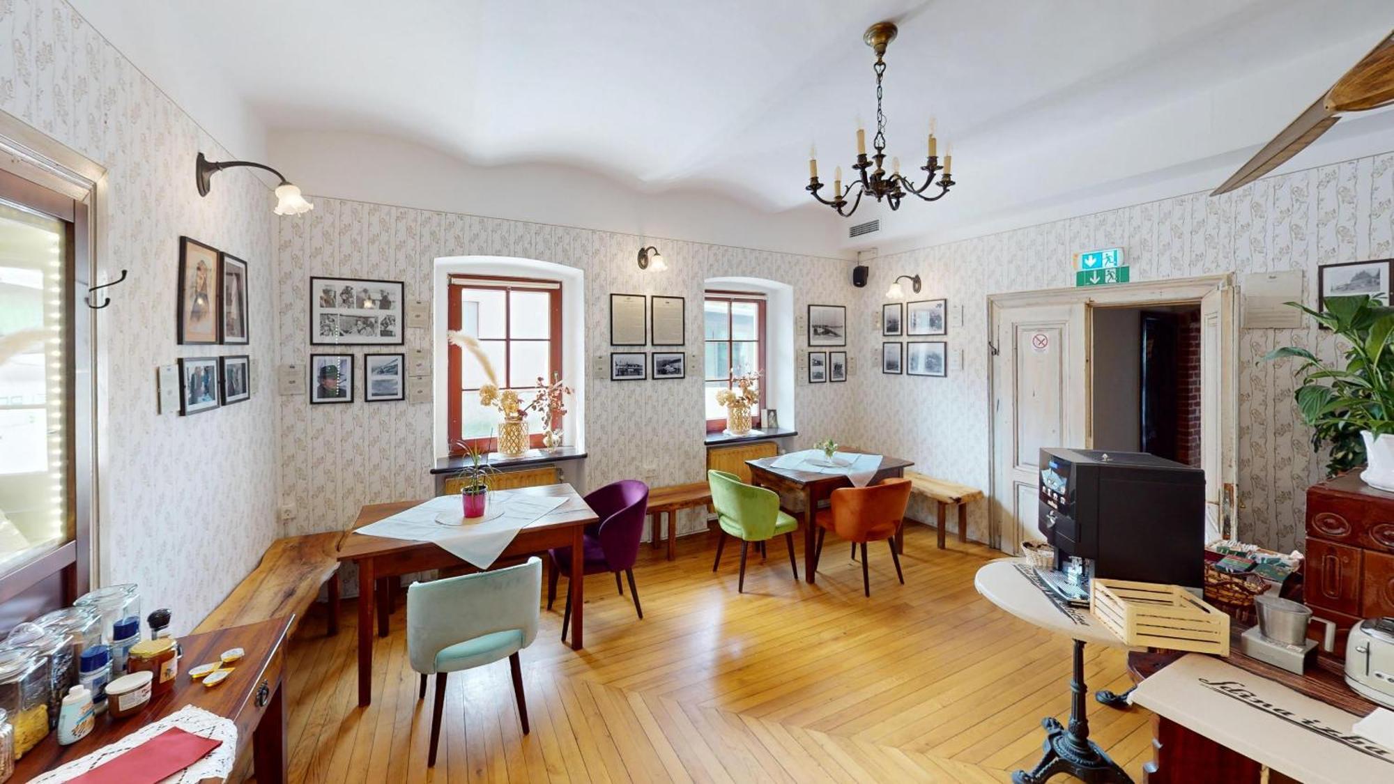 Ivancna Gorica Resort Hisa Ida - Apartments With Hot Tub And Sauna מראה חיצוני תמונה