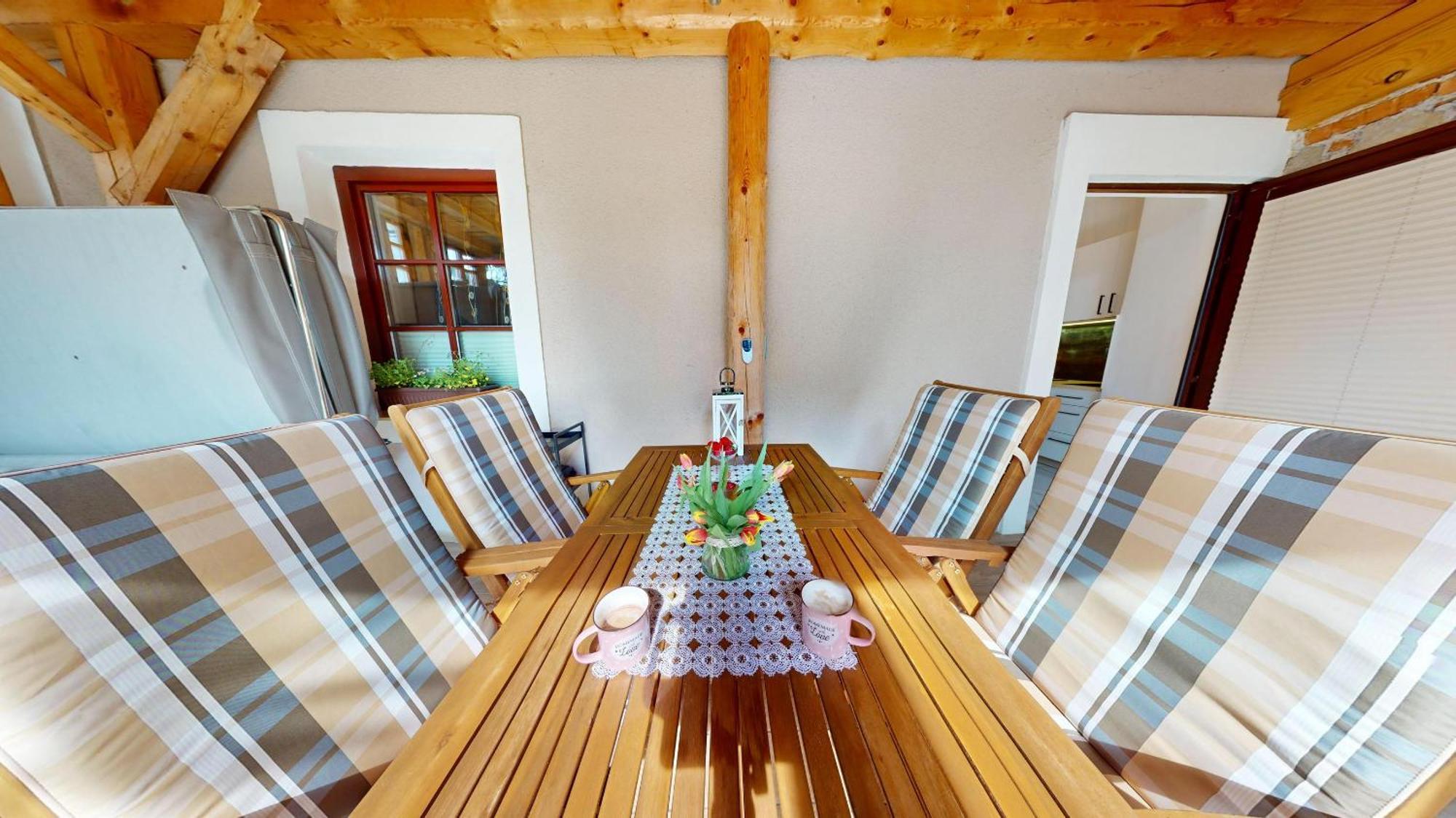 Ivancna Gorica Resort Hisa Ida - Apartments With Hot Tub And Sauna חדר תמונה