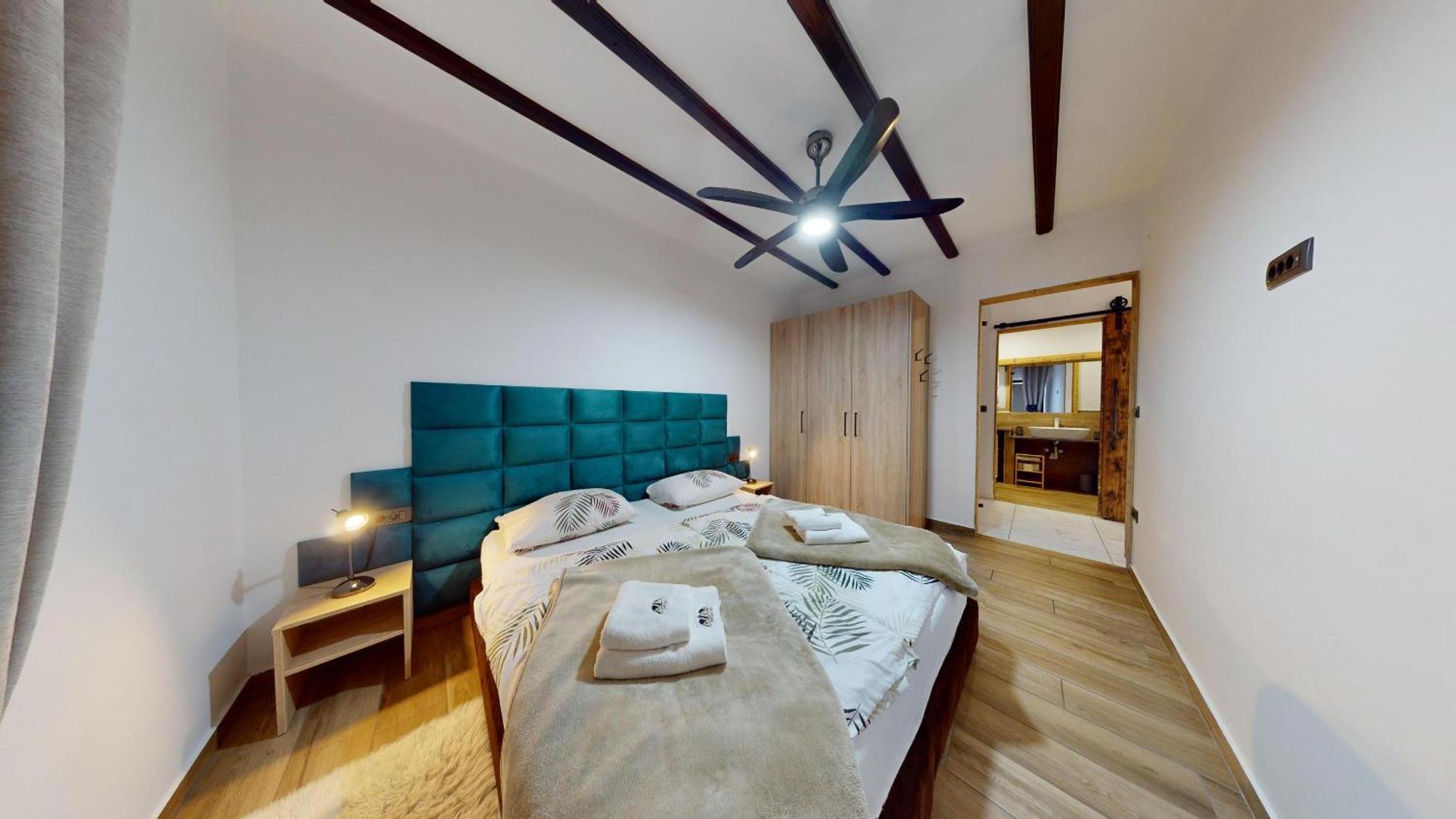 Ivancna Gorica Resort Hisa Ida - Apartments With Hot Tub And Sauna חדר תמונה