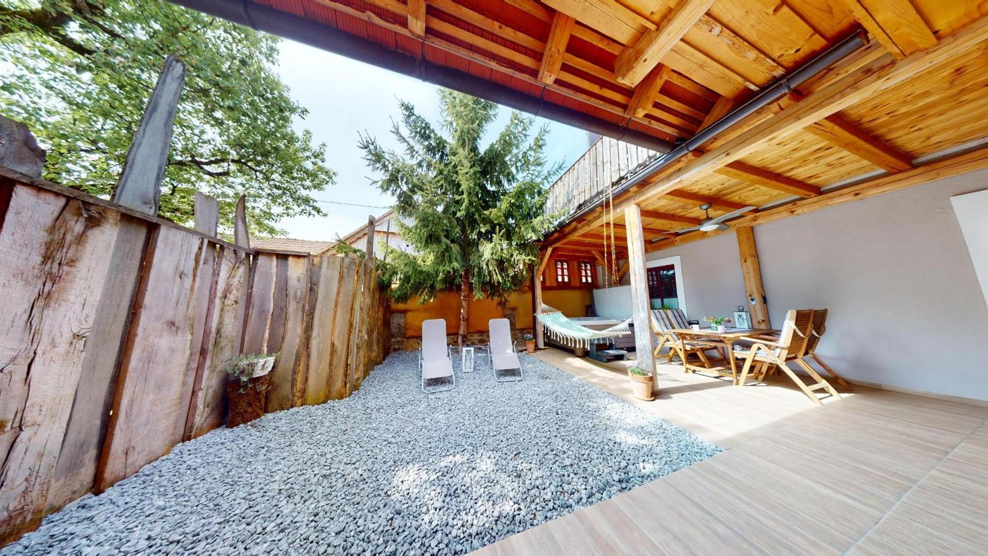 Ivancna Gorica Resort Hisa Ida - Apartments With Hot Tub And Sauna חדר תמונה