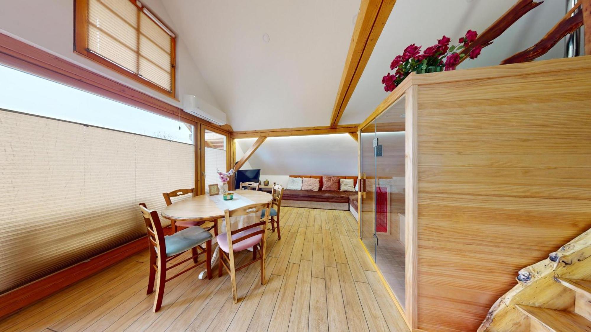 Ivancna Gorica Resort Hisa Ida - Apartments With Hot Tub And Sauna מראה חיצוני תמונה