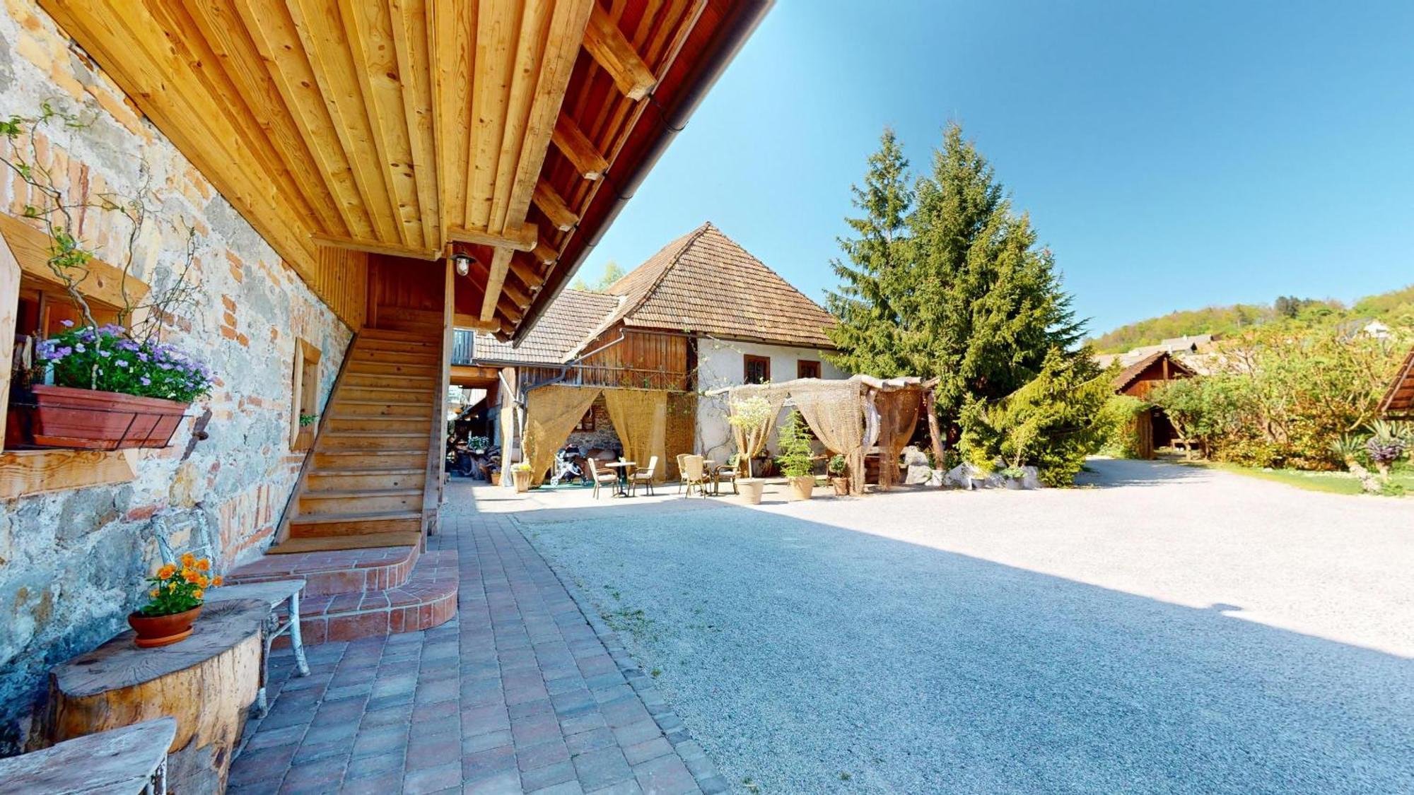 Ivancna Gorica Resort Hisa Ida - Apartments With Hot Tub And Sauna חדר תמונה